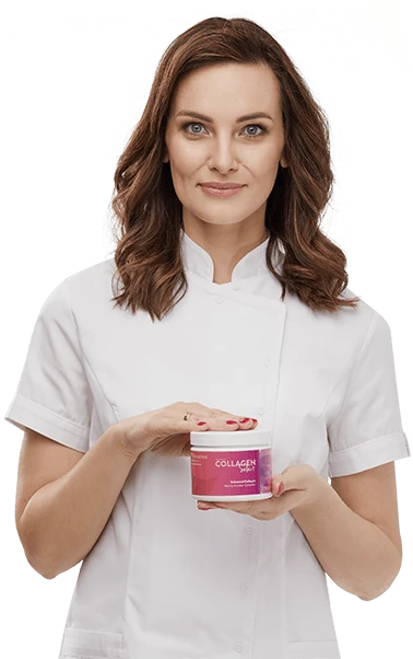 Femme souriante avec boisson Collagen Select
